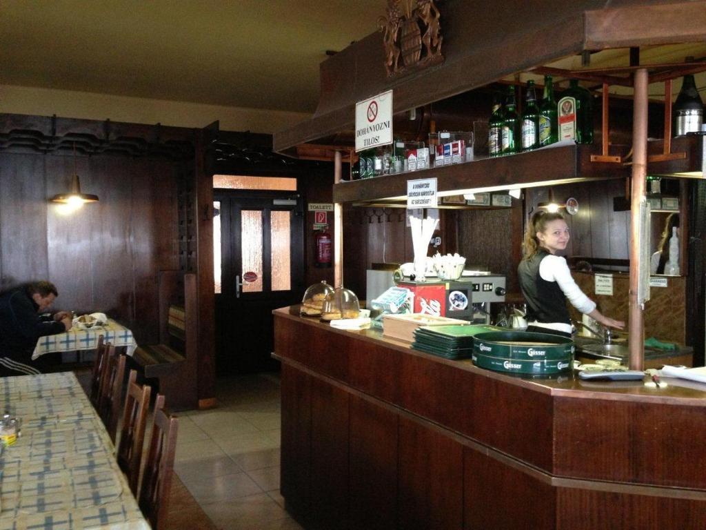 帕诺拉玛潘泽欧住宿加早餐旅馆 塔塔班亚 外观 照片